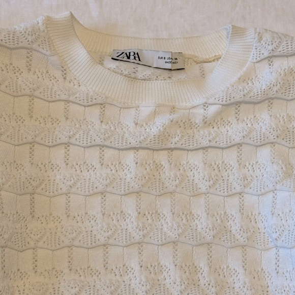 Stretchy Ruffle Top - Picture 7 of 9